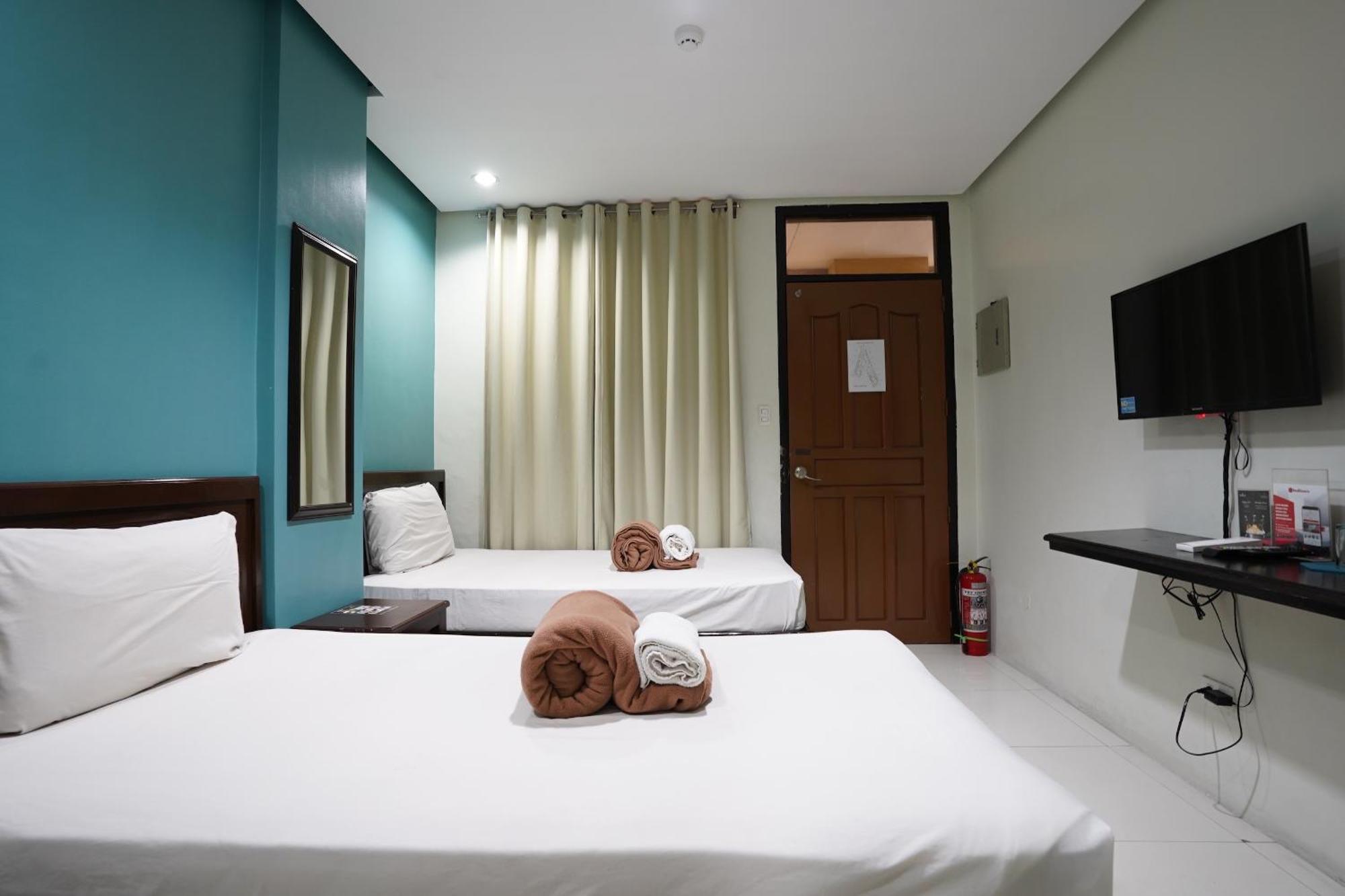 Arzo Hotel Grand Lodge Манила Экстерьер фото